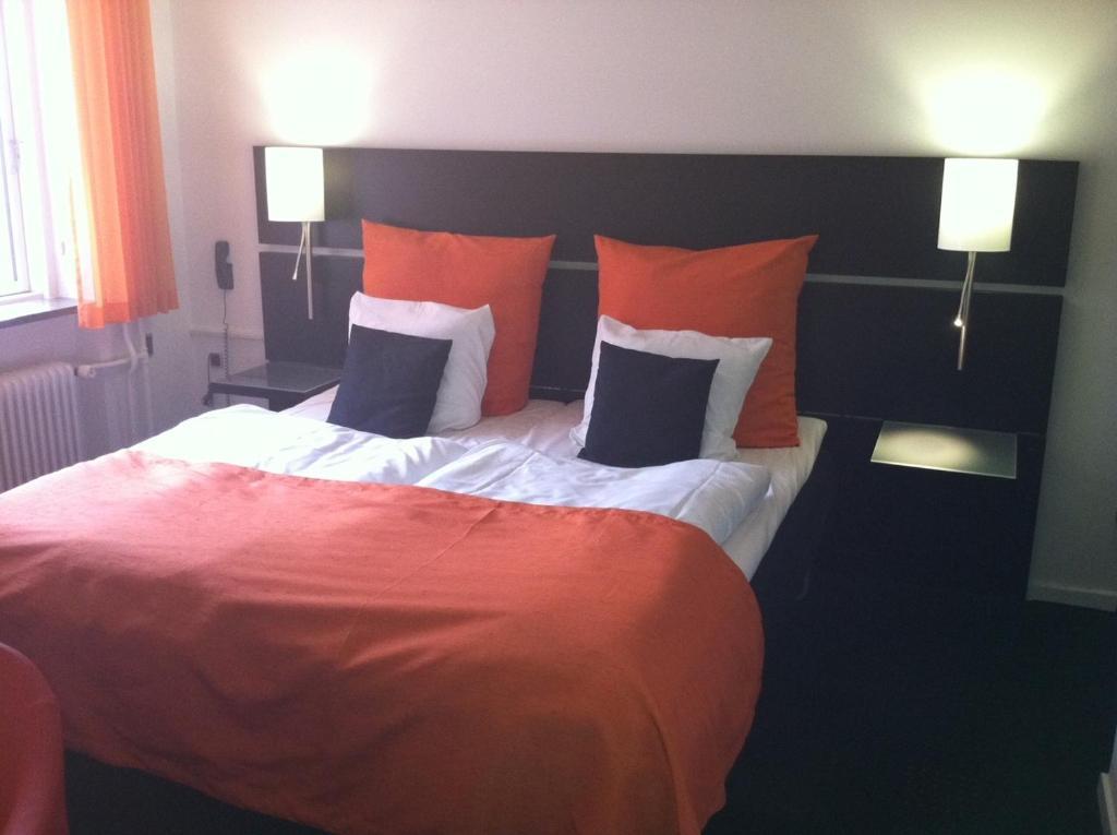 Hotel Harmonien ฮาเดอร์สเลฟ ห้อง รูปภาพ